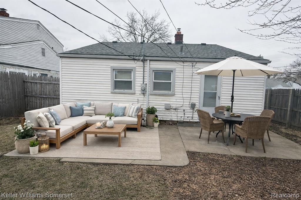 1644 E Goulson Avenue, Hazel Park, MI 48030 — Photo 16