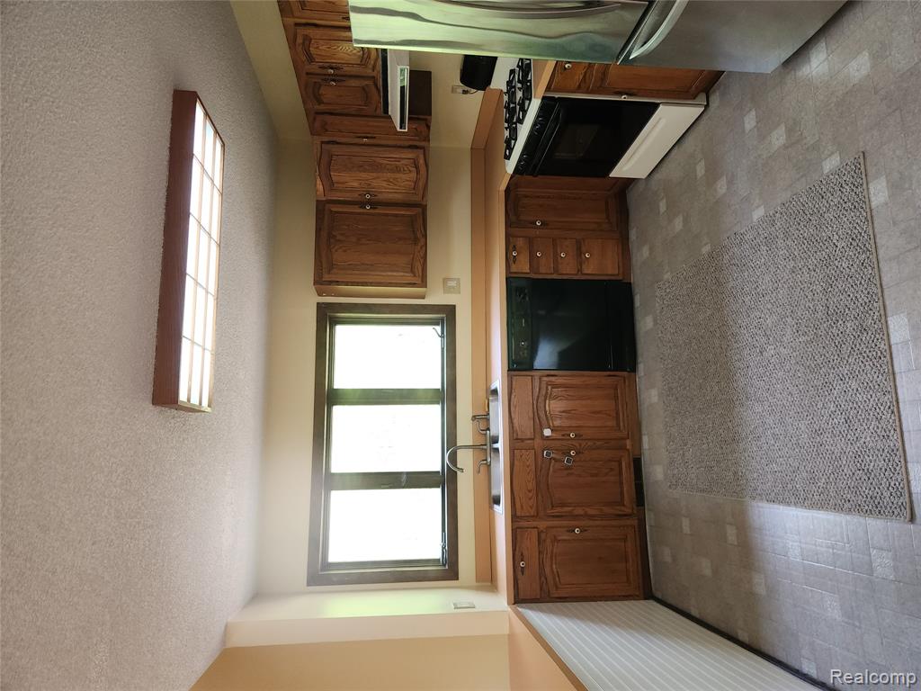 8180 Tipsico Trail, Holly, MI 48442 — Photo 18