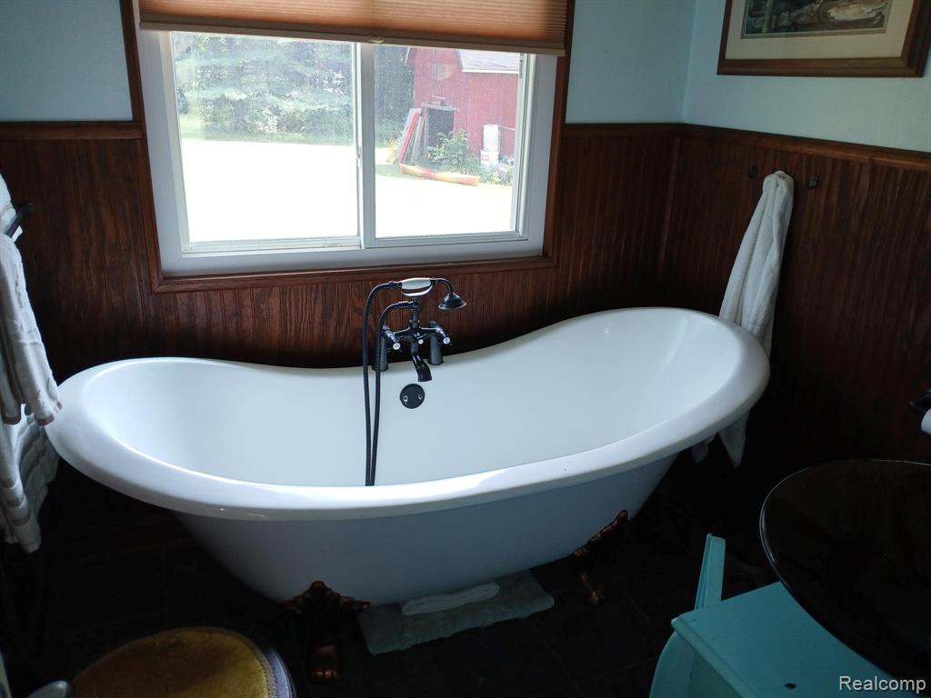 18073 Sharon Valley Road, Manchester, MI 48158 — Photo 8
