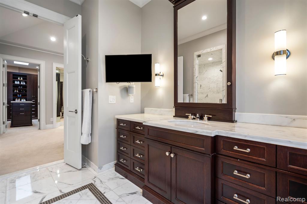 550 SHIRLEY Road, Birmingham, MI 48009 — Photo 28