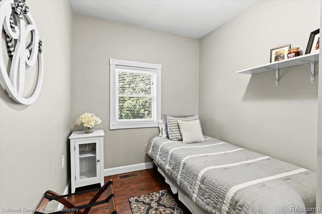 584 Black Oaks Trail, Howell, MI 48843 — Photo 27