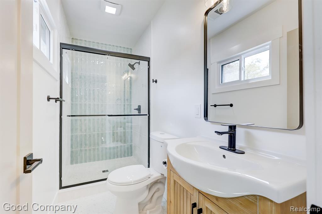 24250 Majestic Street, Oak Park, MI 48237 — Photo 38