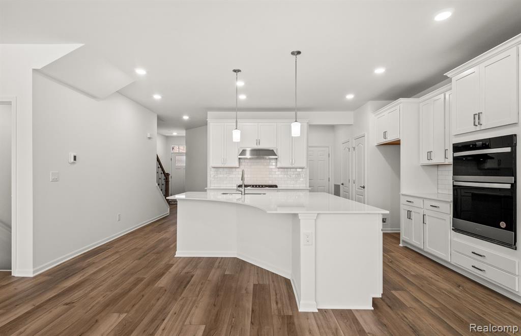 5509 E SPANIEL Drive, Ann Arbor, MI 48108 — Photo 15