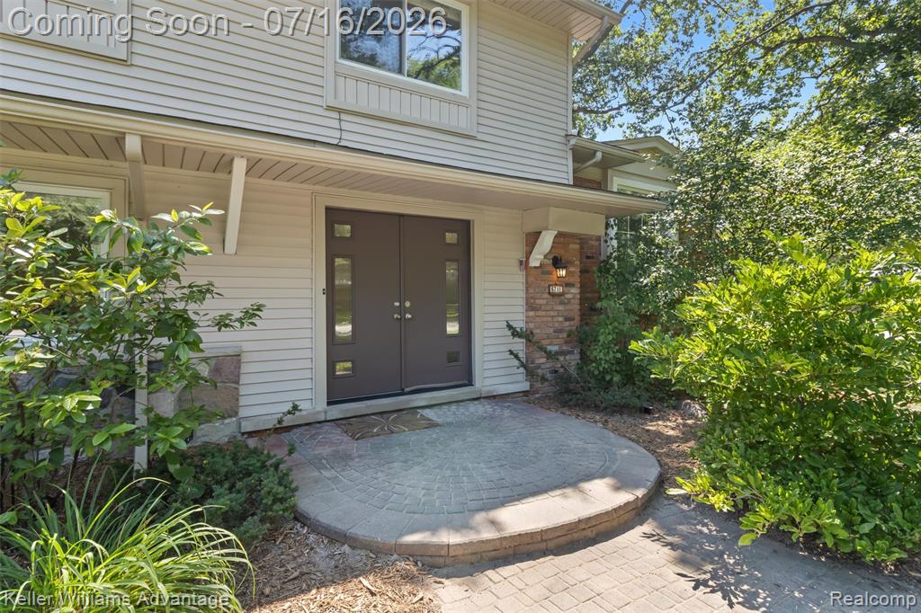 6711 Woodside Trail, West Bloomfield, MI — Photo 38