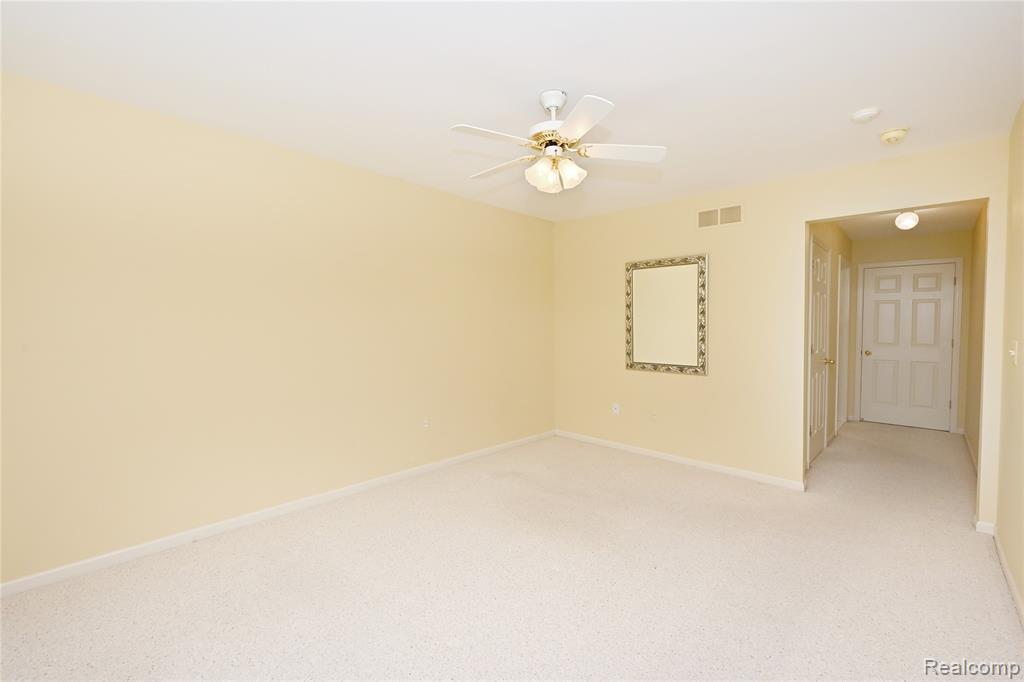 324 Cherry Hill Pointe Drive, 27, Canton, MI 48187 — Photo 22
