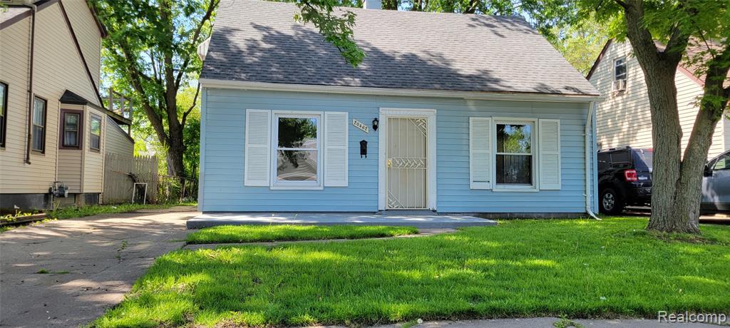 20462 Kingsville Street, Harper Woods, MI 48225