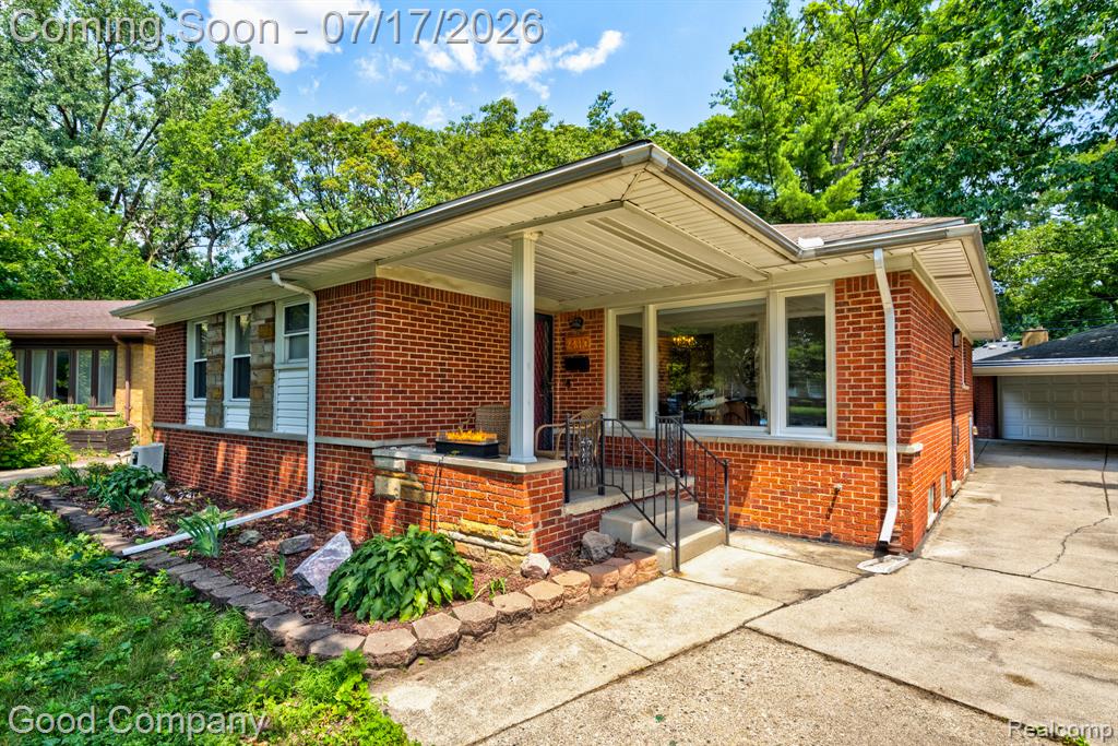 24310 Manistee Street, Oak Park, MI 48237 — Photo 52