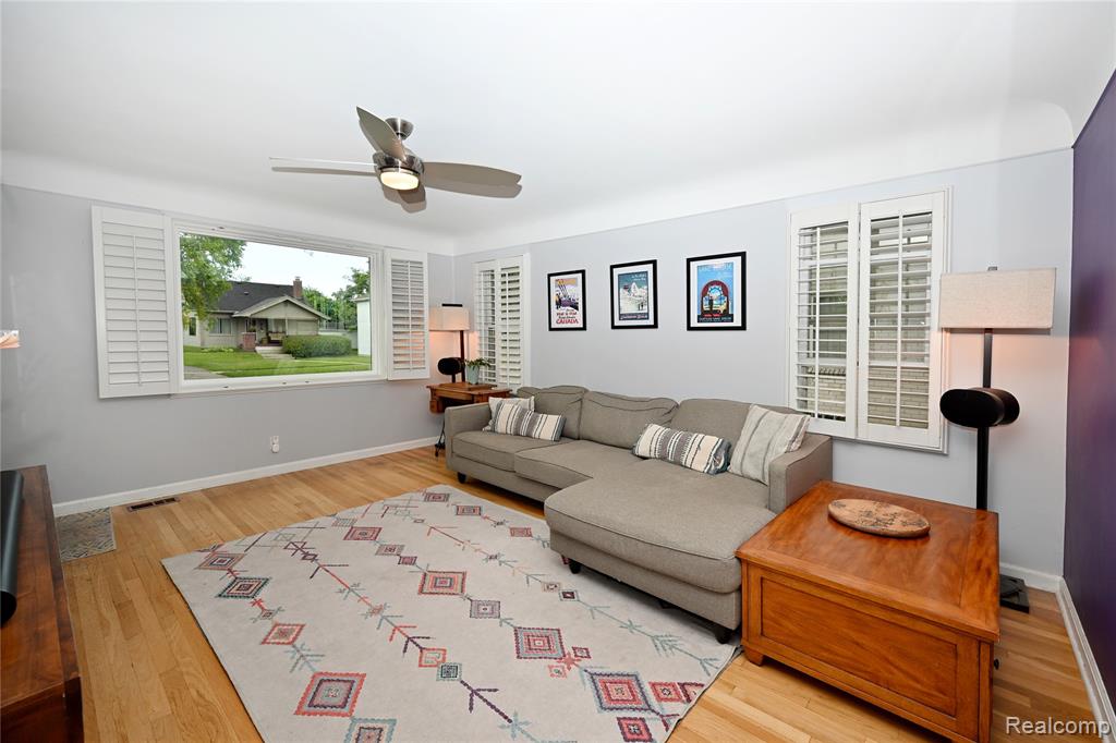 618 W Houstonia Avenue, Royal Oak, MI 48073 — Photo 5