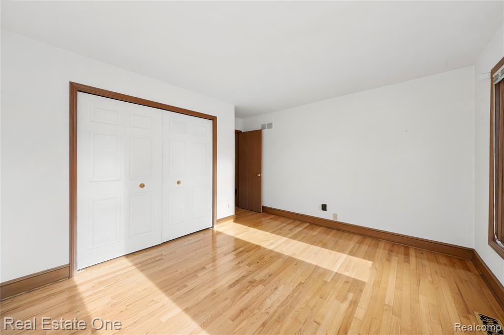 40444 La Grange Drive, Sterling Heights, MI 48313 — Photo 40