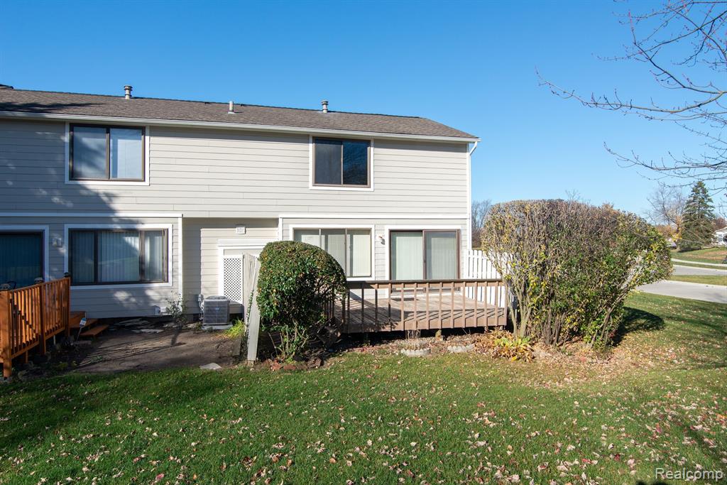 22813 CRANBROOKE Drive, Novi, MI — Photo 19