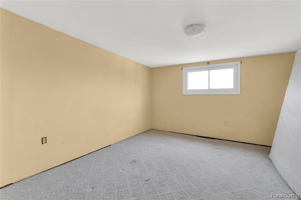 5428 Gratiot Avenue, St. Clair, MI 48079 — Photo 6