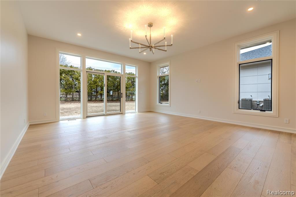 7400 Melody Lane, Bloomfield Hills, MI 48301 — Photo 19