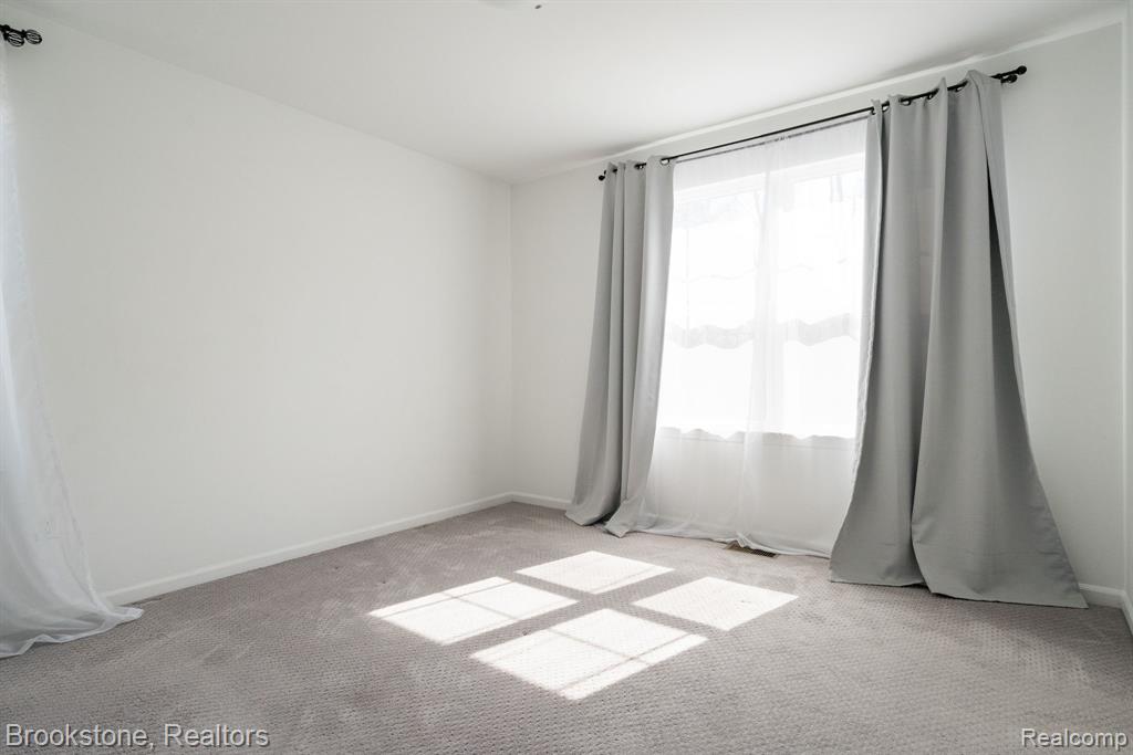 512 Midland Boulevard, Royal Oak, MI 48073 — Photo 19