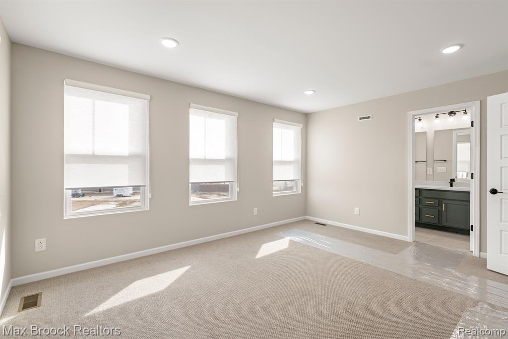 43091 Atwood Avenue 48 NE Atwood Avenue NE, 48, Novi, MI — Photo 41