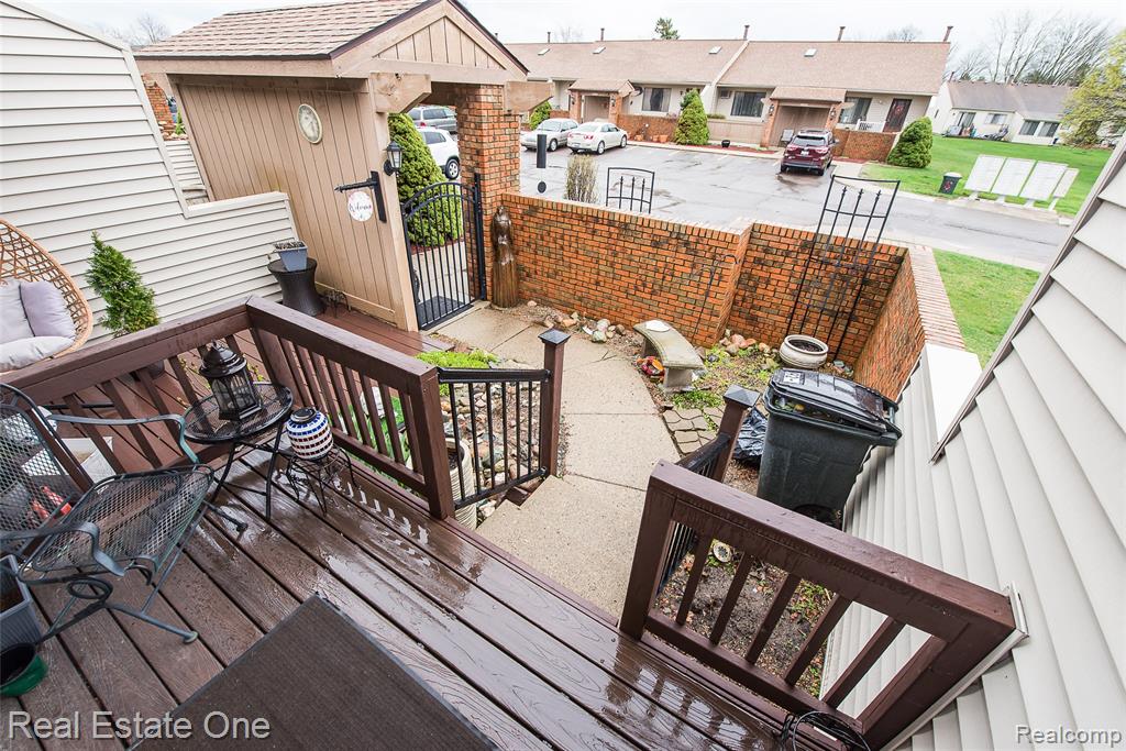 62072 York town Drive, 1, South Lyon, MI 48178 — Photo 5