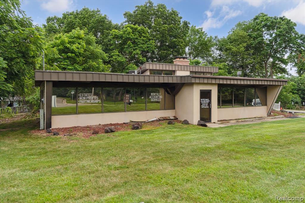 610 E Grand Blanc Road, Grand Blanc, MI 48439 — Photo 5