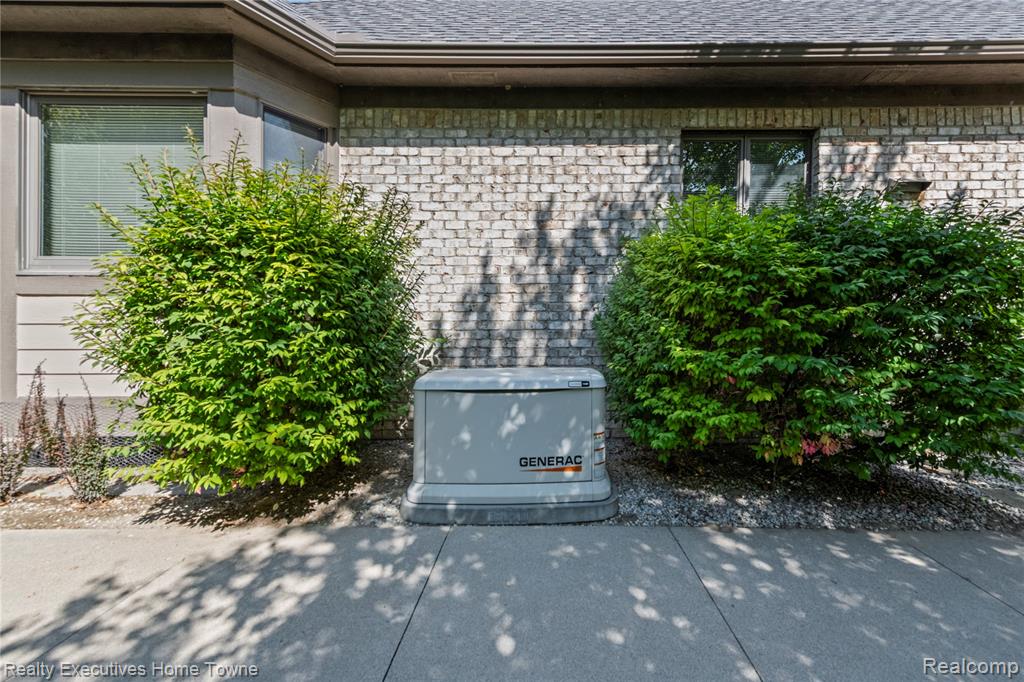 1070 Highland Drive, St. Clair, MI 48079 — Photo 31