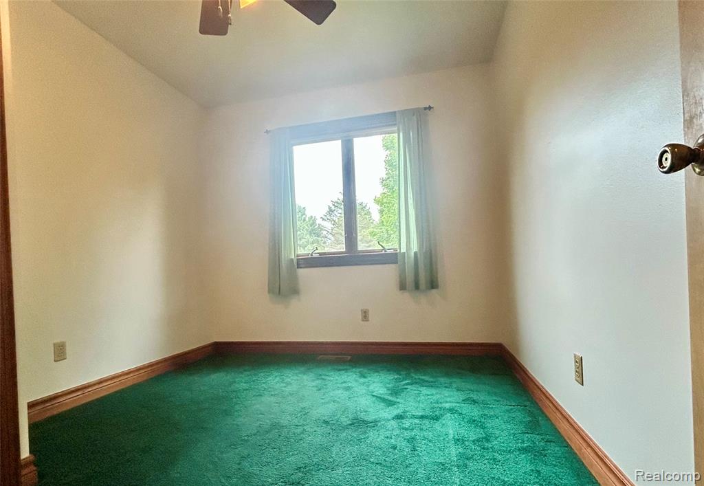 2291 Tomahawk Drive, Lapeer, MI 48446 — Photo 17