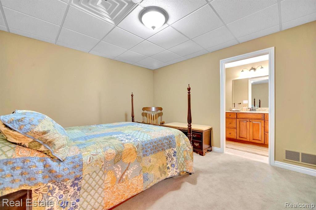 58703 GLACIER CLUB Drive, Washington, MI — Photo 54