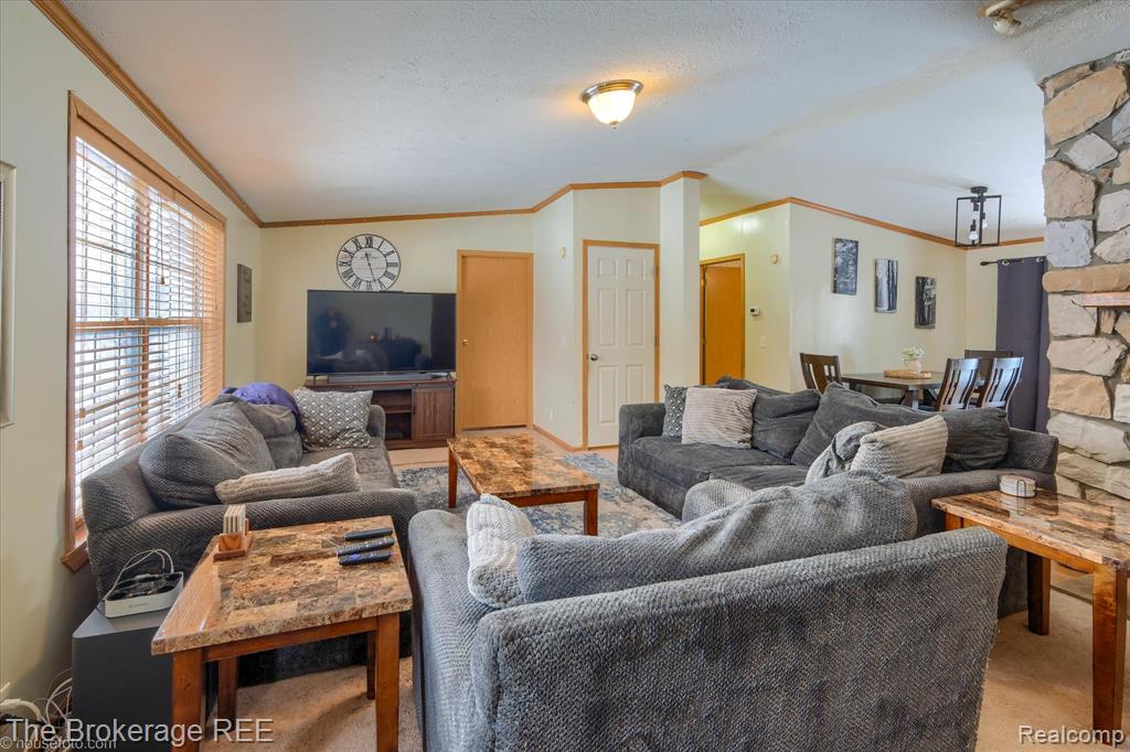 8247 N Center Road, Mount Morris, MI 48458 — Photo 11