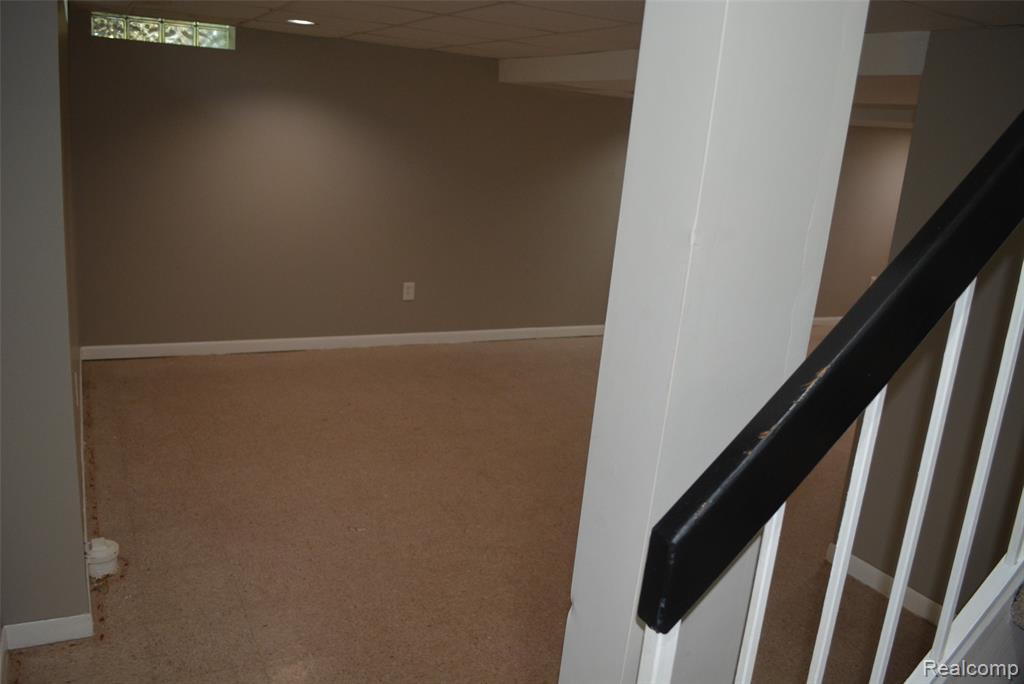 3883 OLD CREEK Road, 18, Troy, MI 48084 — Photo 41
