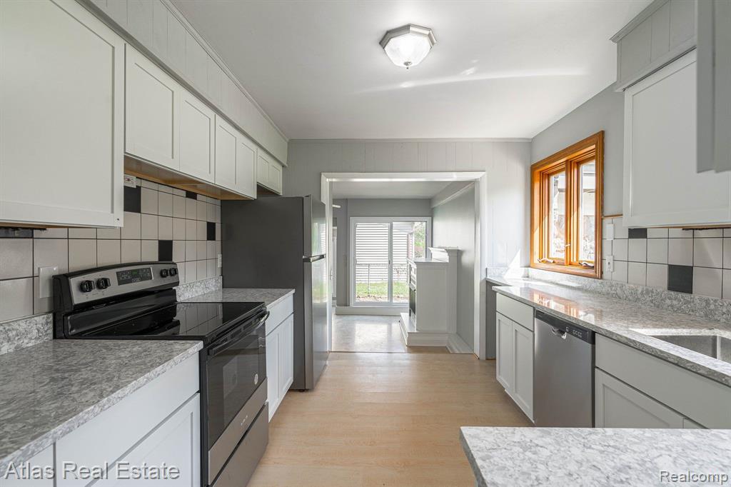 10493 Green Road, Goodrich Vlg, MI — Photo 23