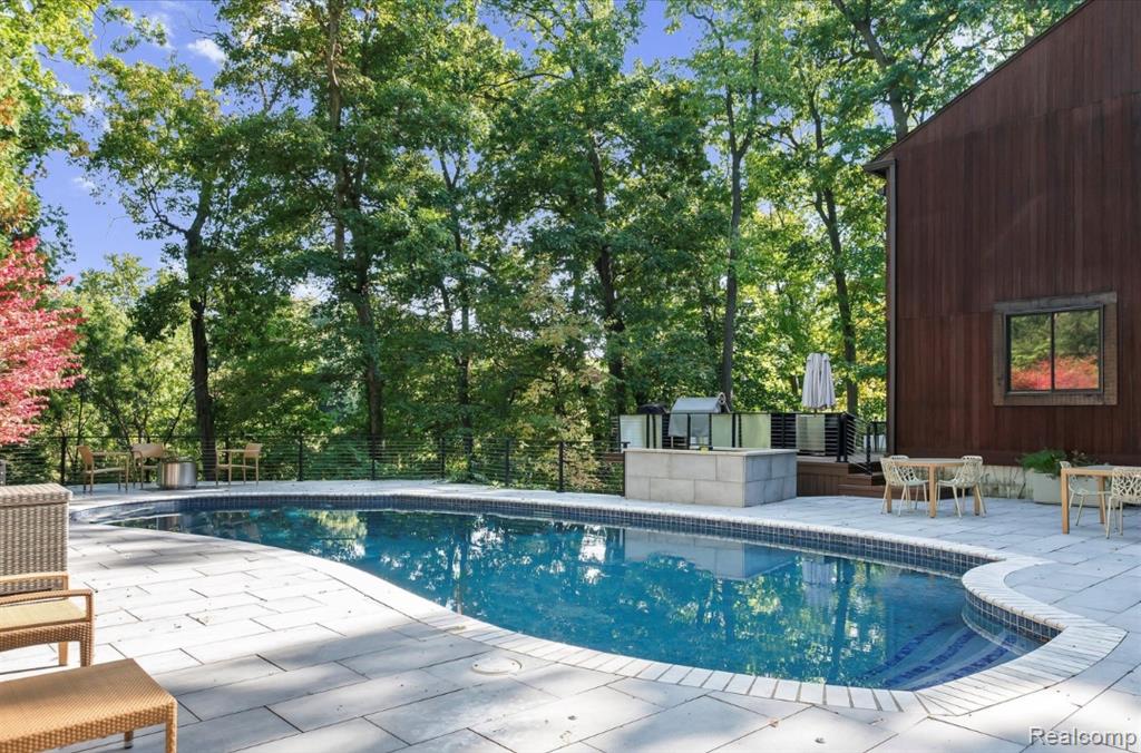 7371 Lindenmere Drive, Bloomfield Hills, MI 48301 — Photo 45