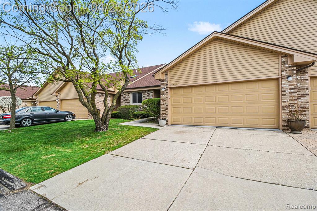 41326 Ambercrest Drive, Sterling Heights, MI 48314 — Photo 3