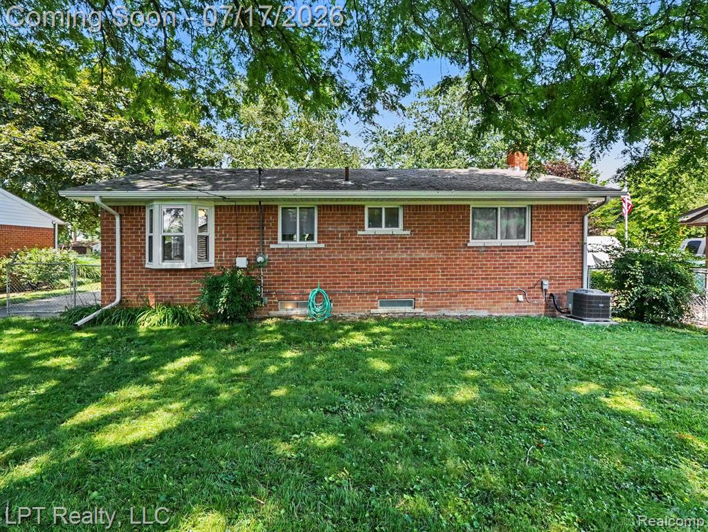 32205 John Hauk Street, Garden City, MI — Photo 21
