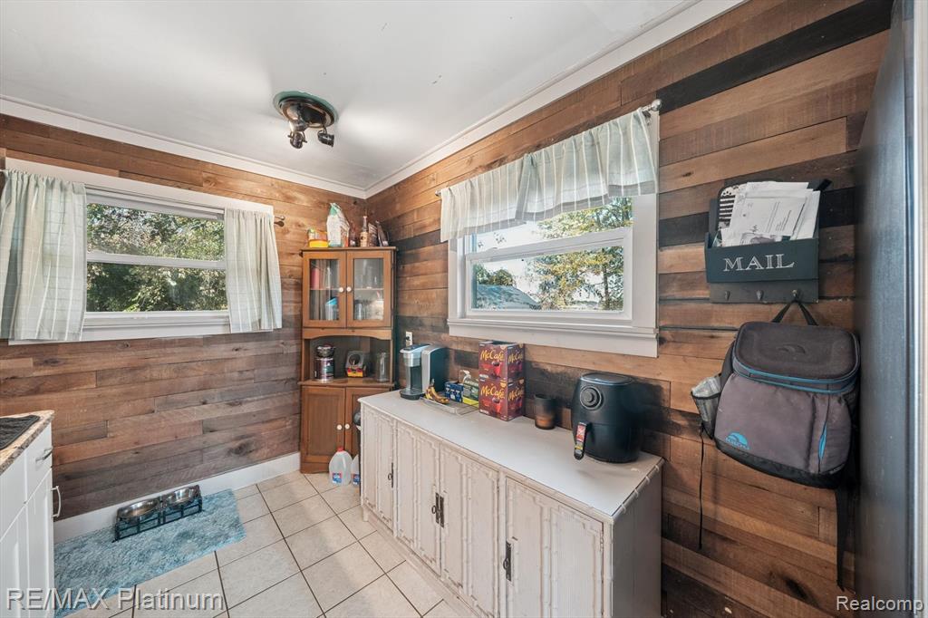 53970 10 Mile Road, South Lyon, MI 48178 — Photo 10