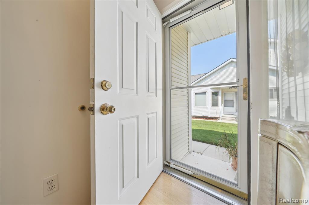 9452 Linda Drive, Davison, MI 48423 — Photo 6