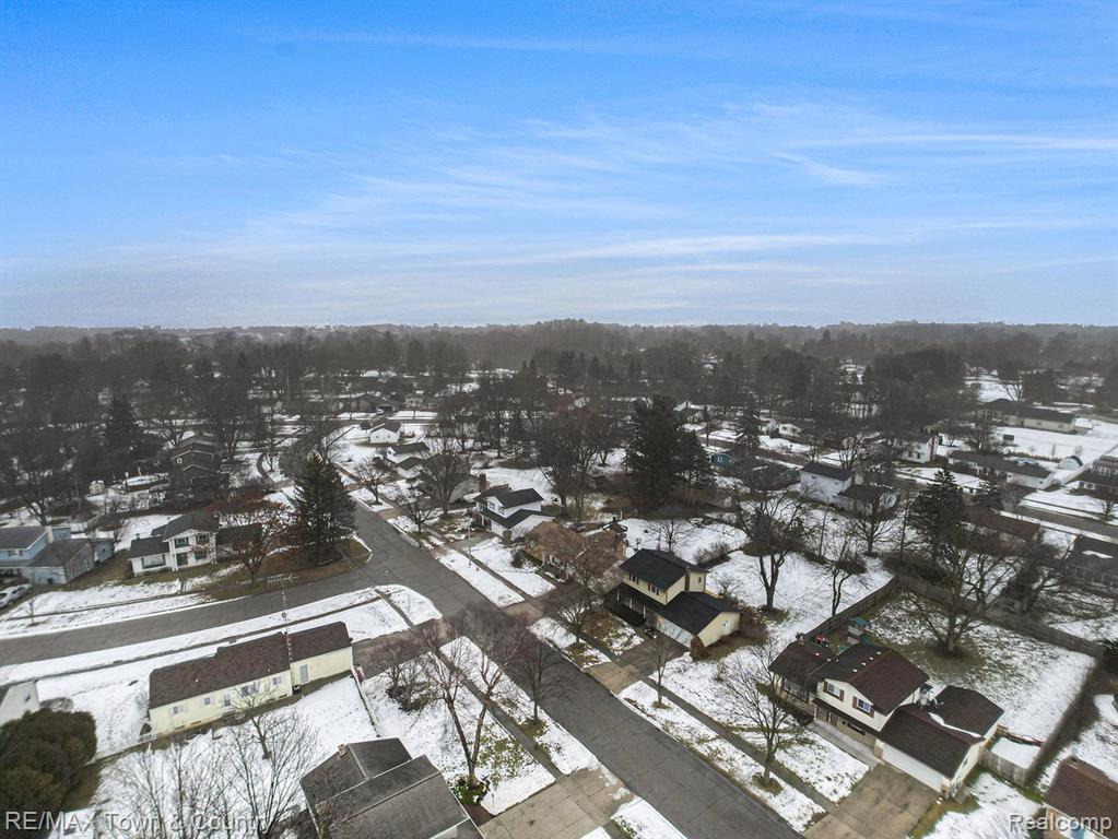 537 SPRING Lane, Flushing, MI 48433 — Photo 27