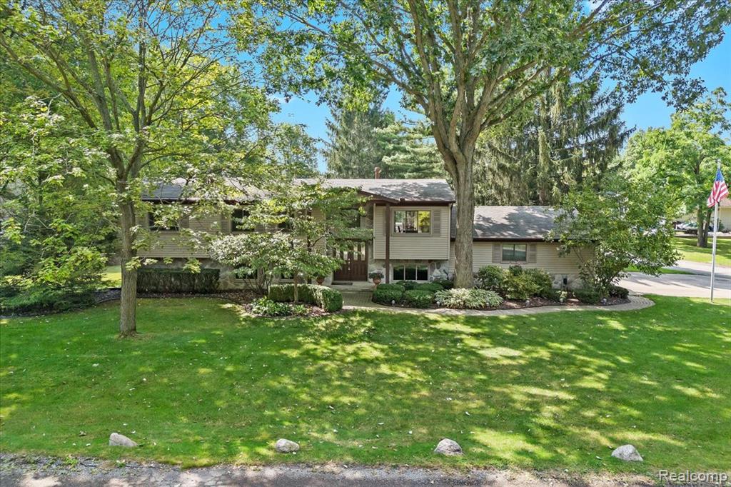 5375 Prentis Road, Waterford, MI 48327 — Photo 39