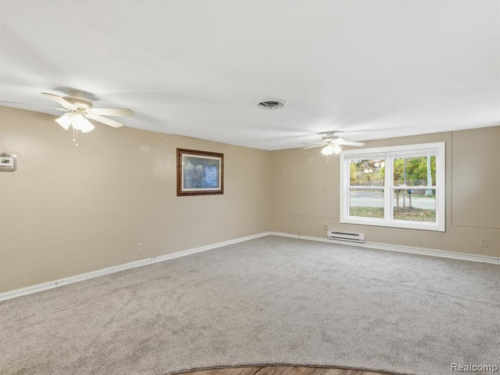 3076 Krafft Road, Fort Gratiot, MI 48059 — Photo 8