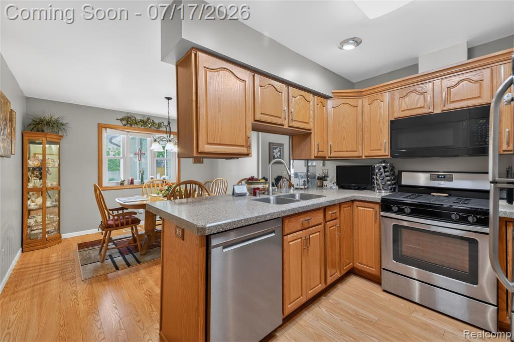 7373 Ponderosa Drive, Swartz Creek, MI 48473 — Photo 5