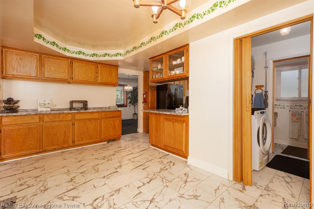 30539 Lund Avenue, Warren, MI 48093 — Photo 7