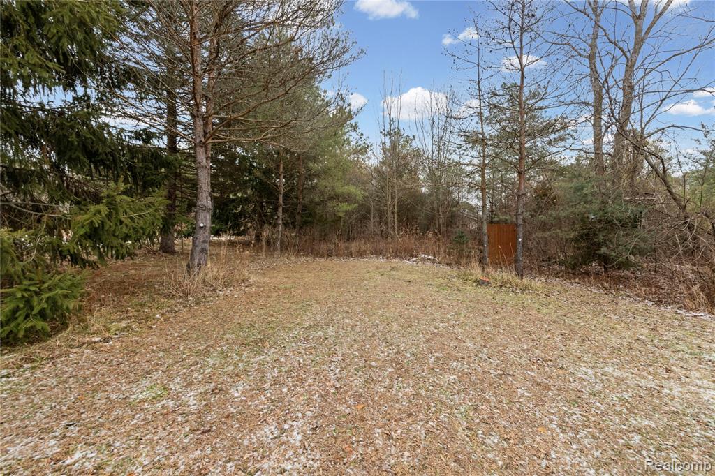 8095 Torrey Road, Mundy, MI 48439 — Photo 25