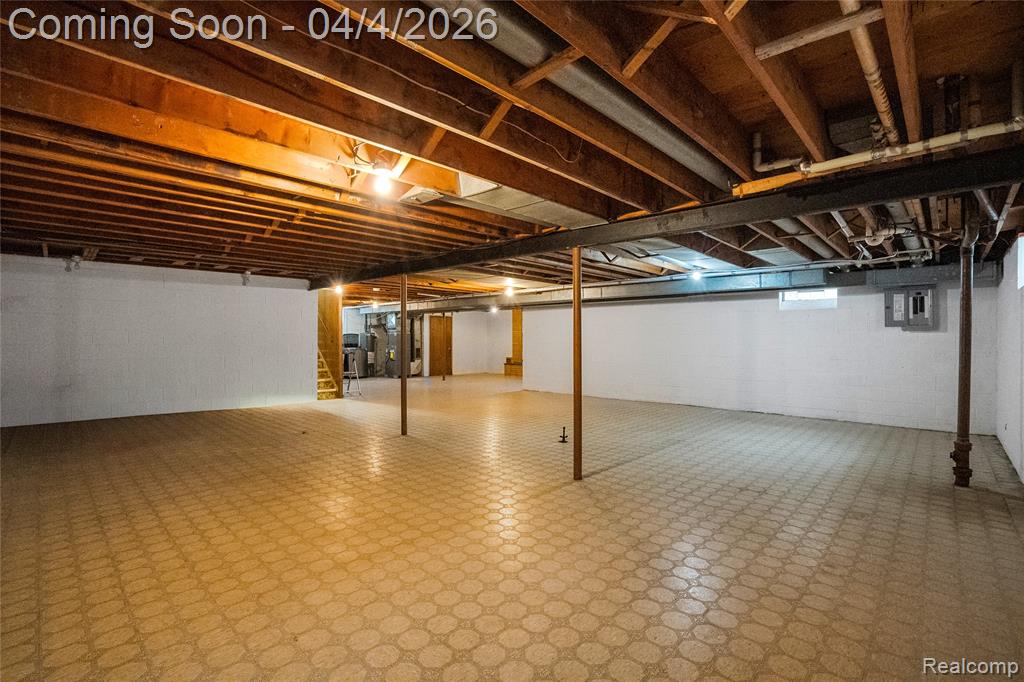 7117 N Evangeline Street, Dearborn Heights, MI 48127 — Photo 33