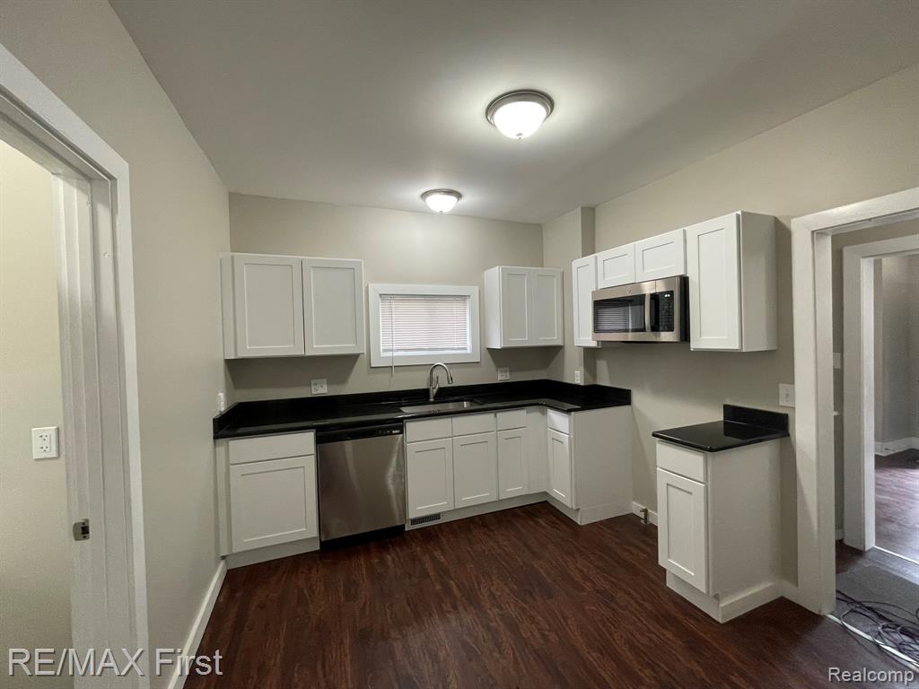 491 MARLBOROUGH Street, Detroit, MI 48215 — Photo 6