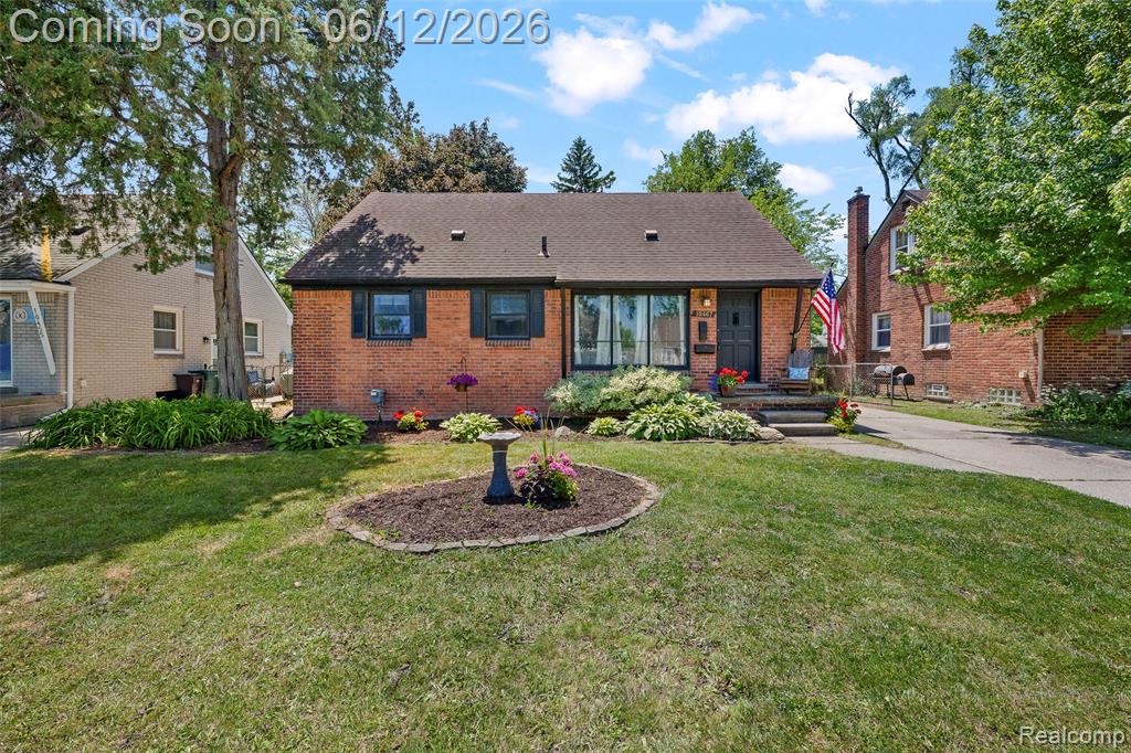 10467 W 11 Mile Road, Huntington Woods, MI