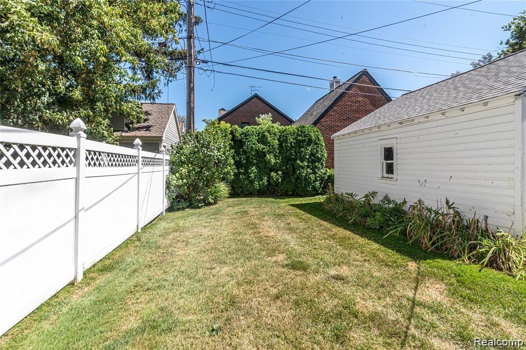 941 Chester Street, Birmingham, MI 48009 — Photo 21