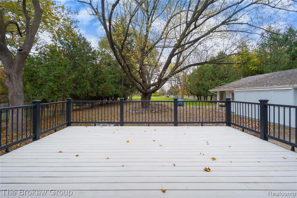736 N Main Street, Almont, MI 48003 — Photo 11