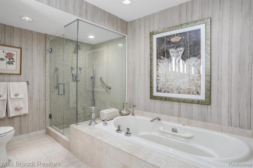 7248 SIMSBURY Drive, West Bloomfield, MI — Photo 27