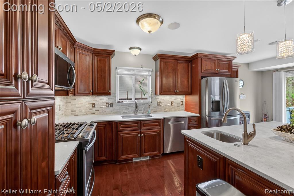770 Phillips Drive, Oxford, MI 48371 — Photo 12