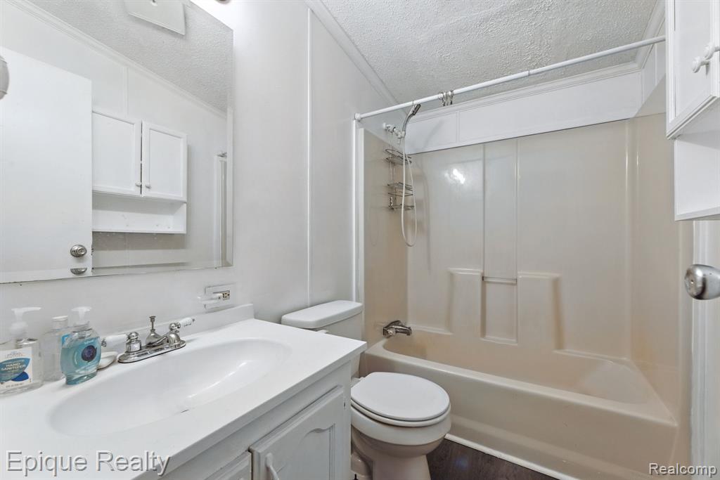 3831 Beech Street, Burtchville, MI 48059 — Photo 4