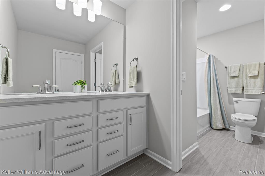 836 Addison Circle, Walled Lake, MI 48390 — Photo 27