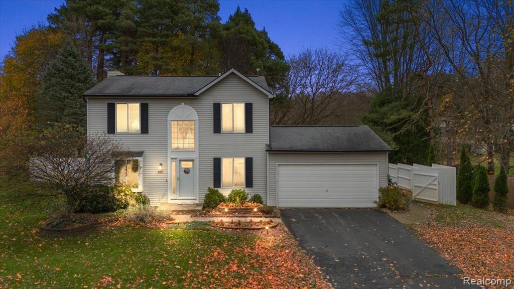 480 Timberwood Trail, Ortonville, MI 48462 — front exterior