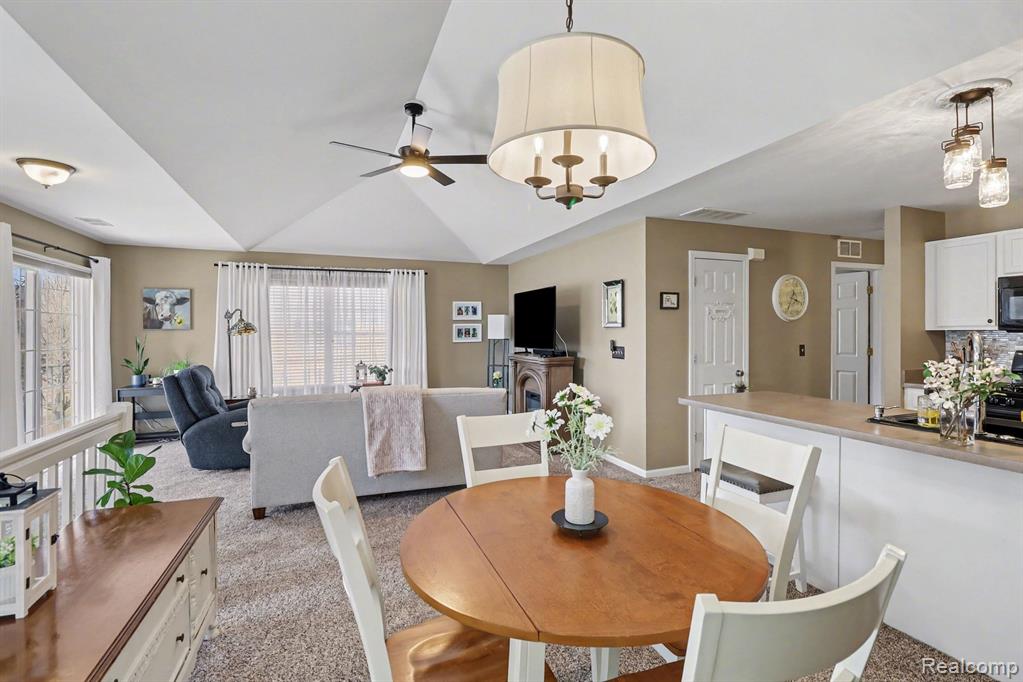3379 Kneeland Circle, 108, Howell, MI 48843 — Photo 15