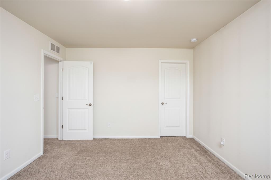 2391 Findley Circle, Lake Orion, MI — Photo 24