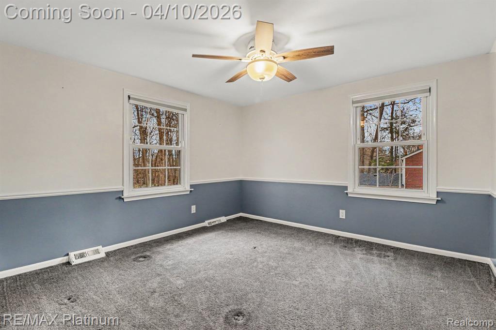 28861 Forest Ridge Drive, Farmington, MI 48331 — Photo 25